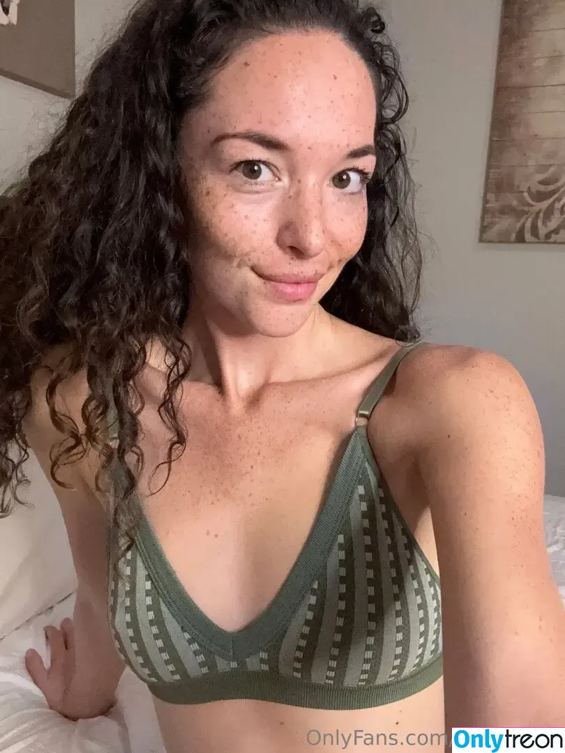 Eva Ziegler nude photo #0025 (evaziegler / xoevaziegler)