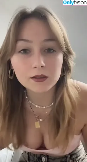 evaaklm / evaa.klm nude photo #0022