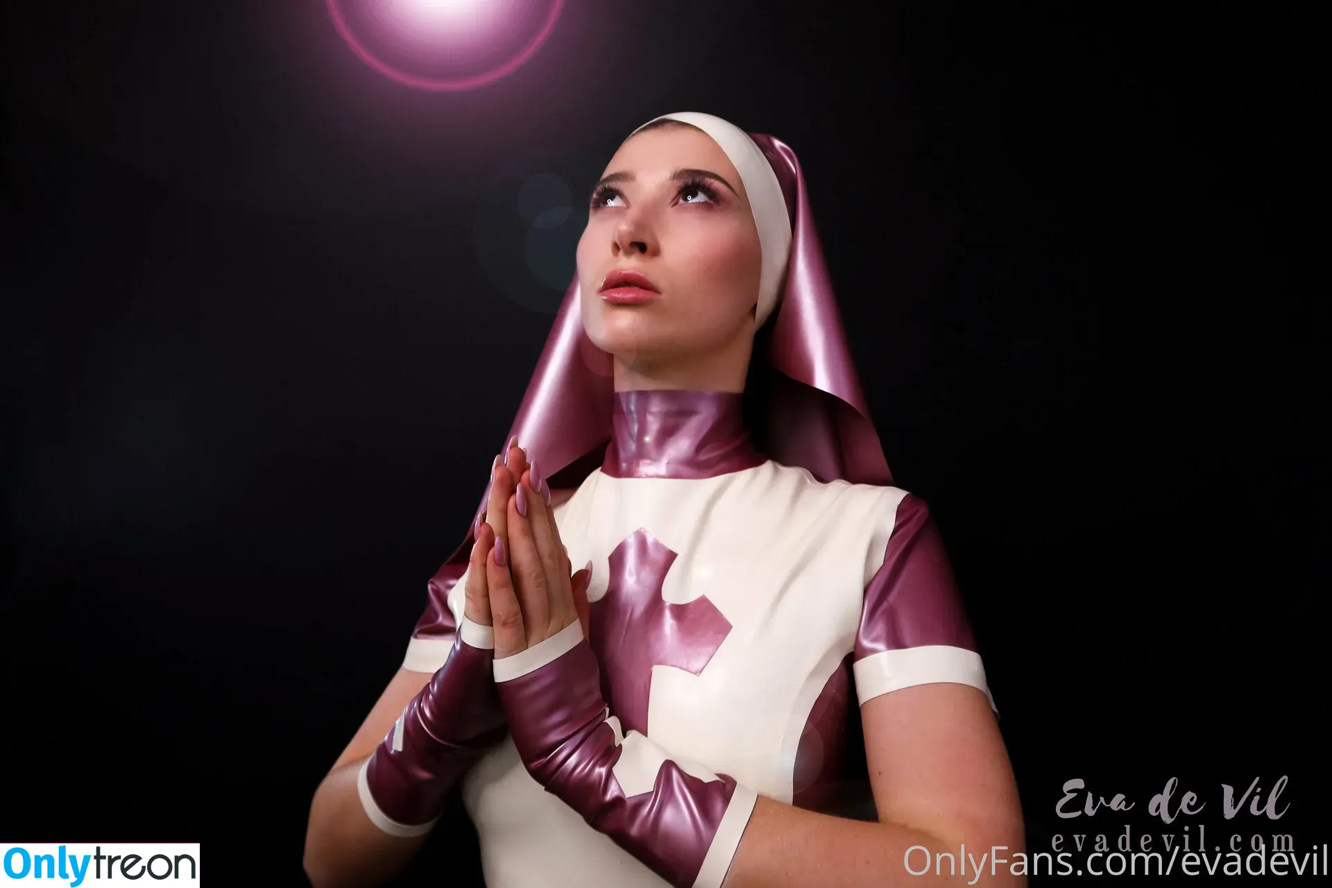 EvaDeVil голая photo #0083 (goddess.evadevil)