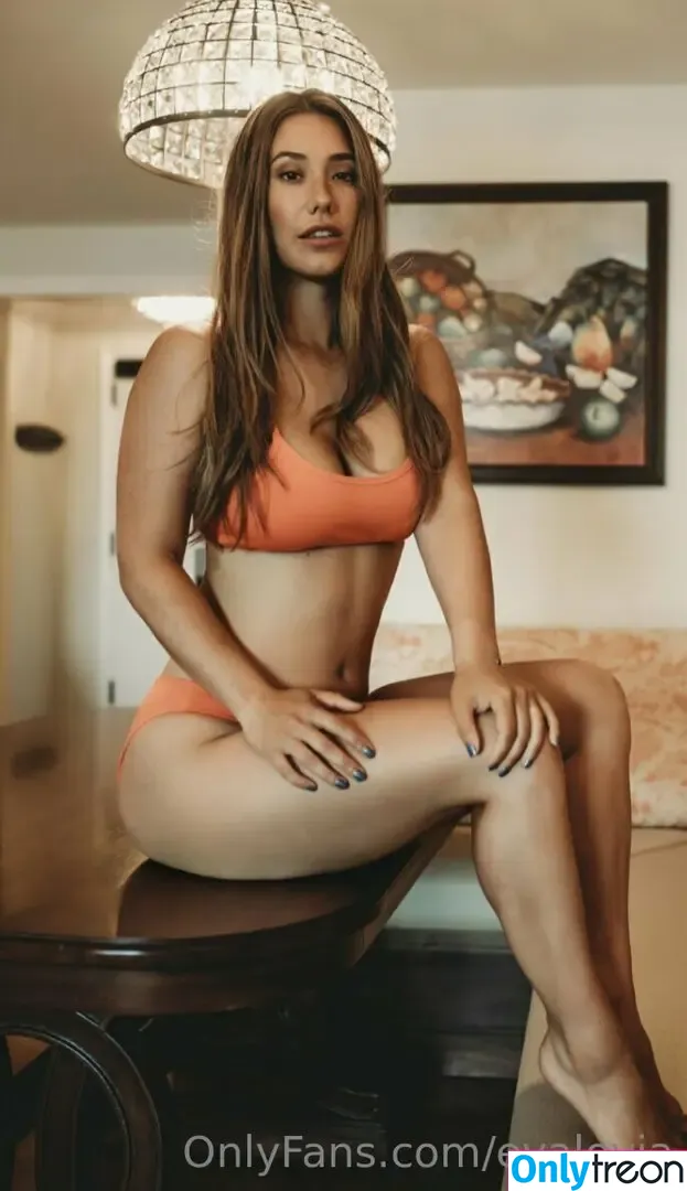 evalovia nude photo #0226 (evalovia)