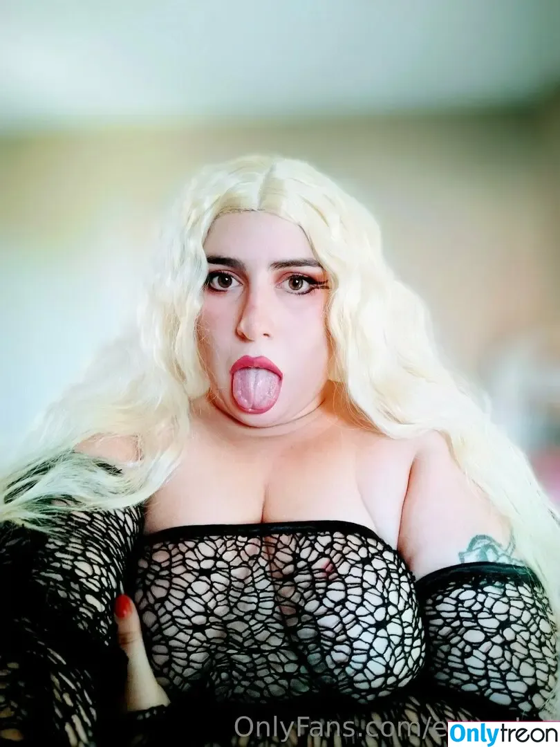 evanatali nude photo #0009 (evanatali__)
