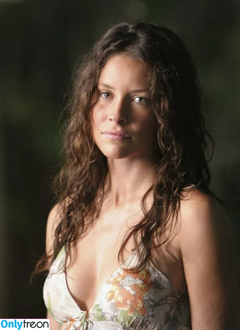 Evangeline Lilly nude photo #0083 (evangelinelillyofficial / lilyevangeline)