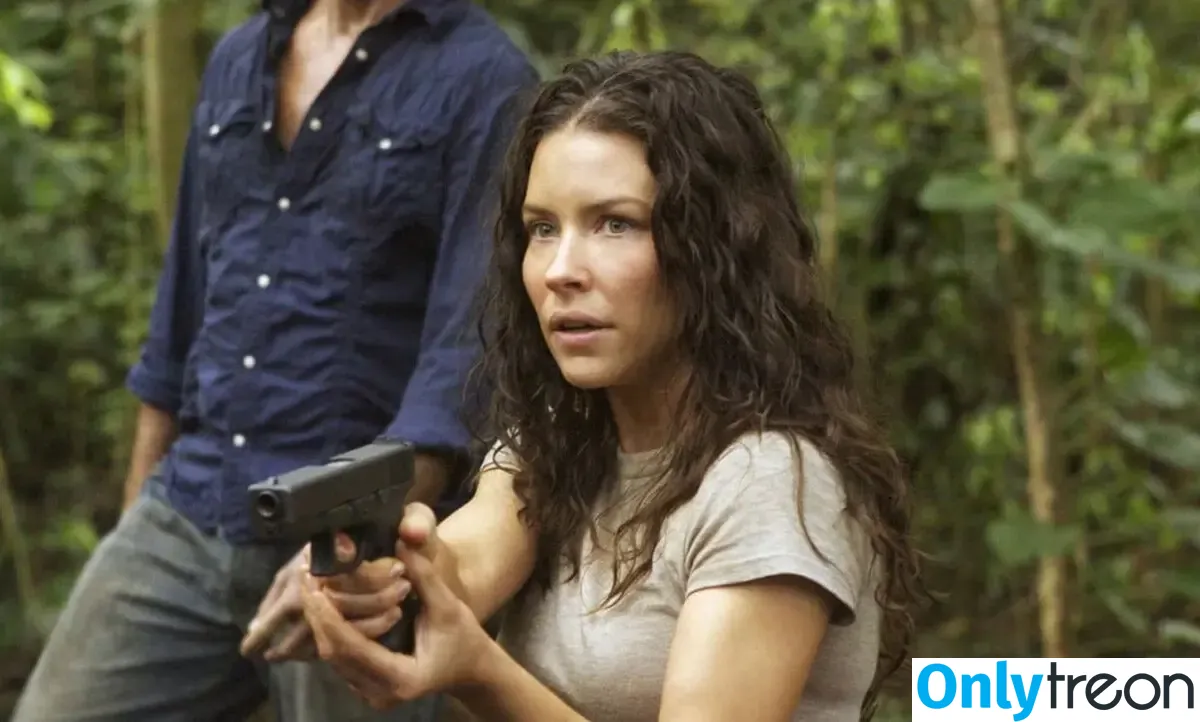 Evangeline Lilly голая photo #0514 (evangelinelillyofficial / lilyevangeline)