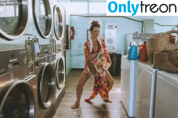 Evangeline Lilly nude photo #0569 (evangelinelillyofficial / lilyevangeline)
