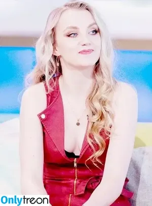 Evanna Lynch / evannalynch фото голая #0008