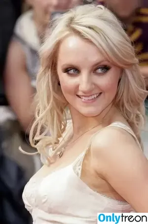 Evanna Lynch / evannalynch фото голая #0011