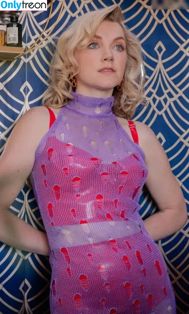 Evanna Lynch голая photo #0014 (evannalynch)