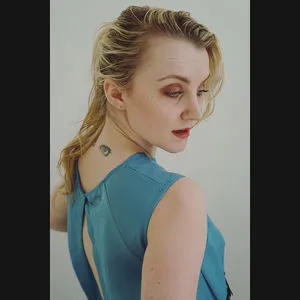 Evanna Lynch / Luna Lovegood Reportedly / evannalynch фото голая #0058