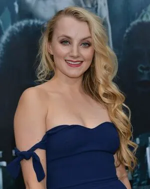 Evanna Lynch / Luna Lovegood Reportedly / evannalynch фото голая #0082