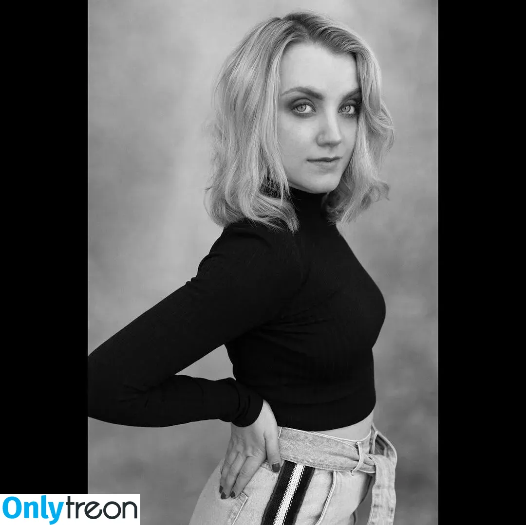 Evanna Lynch nude photo #0063 (Luna Lovegood Reportedly / evannalynch)