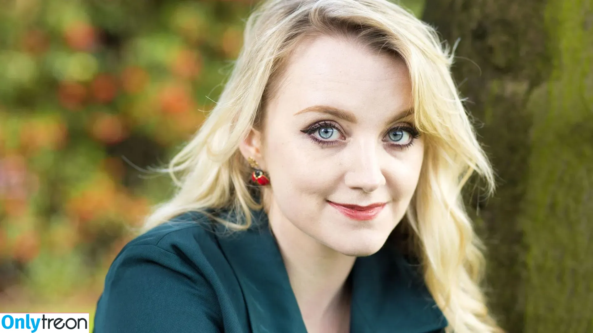 Evanna Lynch nude photo #0067 (Luna Lovegood Reportedly / evannalynch)