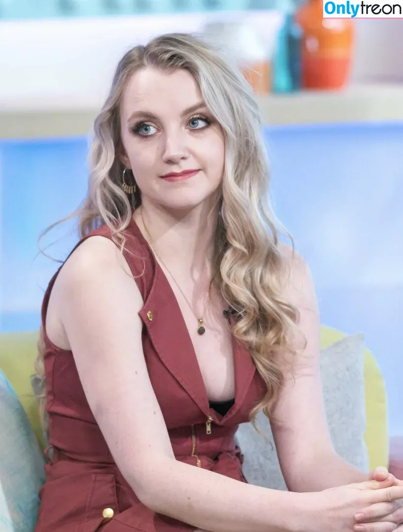 Evanna Lynch nude photo #0109 (Luna Lovegood Reportedly / evannalynch)