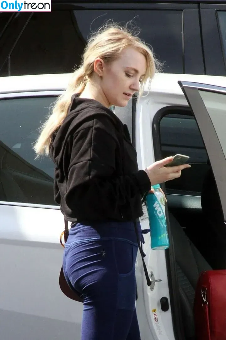 Evanna Lynch nude photo #0134 (Luna Lovegood Reportedly / evannalynch)