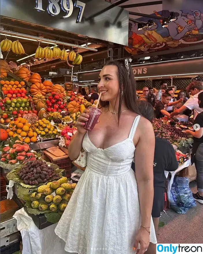 Evasaischegg nude photo #0027 (Evasaischegg)