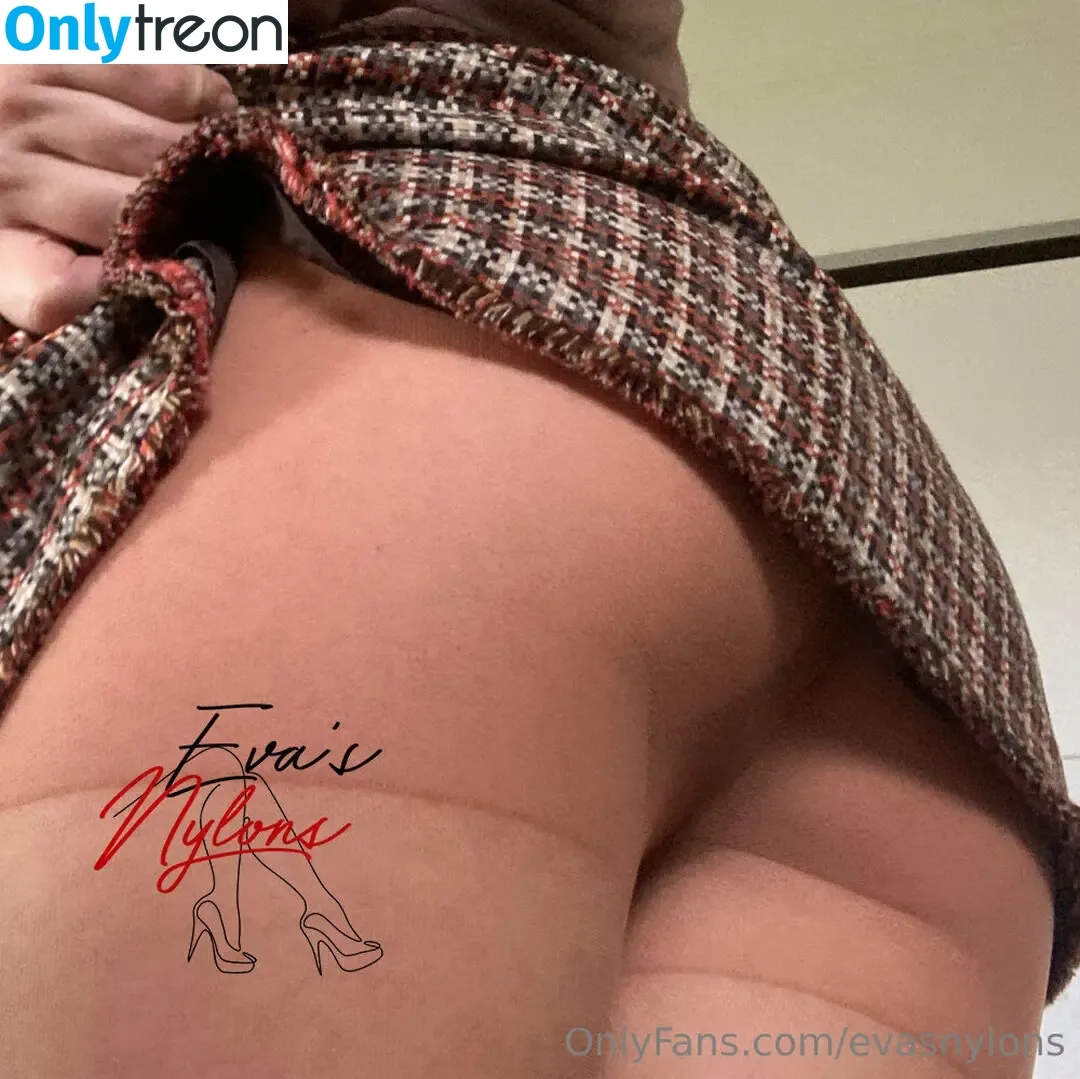 evasnylons nude photo #0063 (harisnyas_csaj)