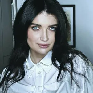 Eve Hewson / evehewson фото голая #0085