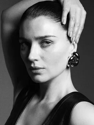 Eve Hewson / evehewson nude photo #0110