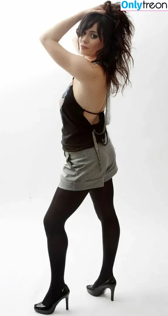 Eve Myles nude photo #0012 (teamevemyles)
