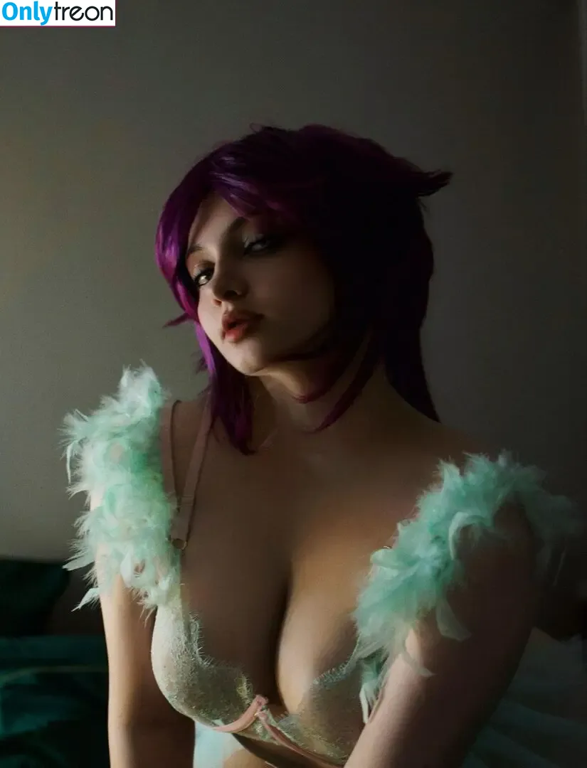 Evelinaava nude photo #0100 (by_evelinka / patreonevelinaava)