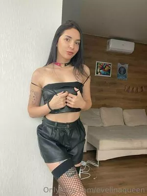 evelinaqueen / evelin_necro_neon фото голая #0070