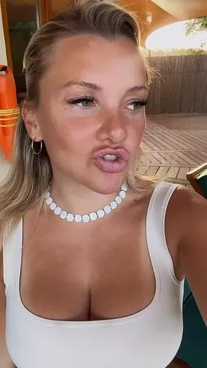 Evelyn Burdecki / evelyn_burdecki / evelynburdecki nude photo #0411