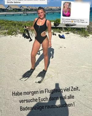 Evelyn Burdecki / evelyn_burdecki / evelynburdecki nude photo #0472