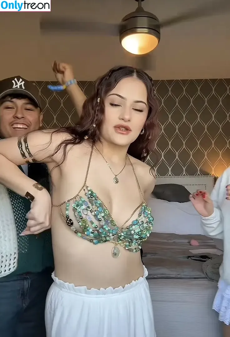 Evelyn Ortiz nude photo #0059 (Evelynomadera)