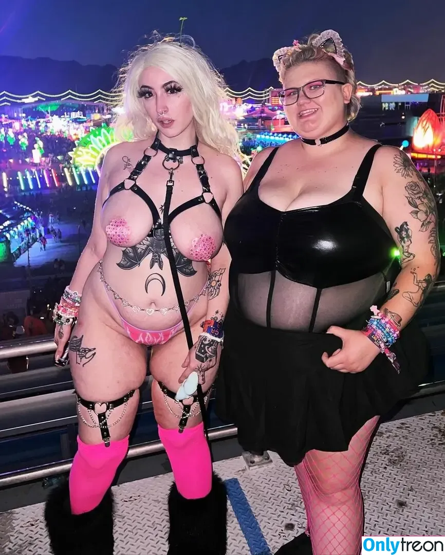 evelynblaze nude photo #0032 (cyberbabyeve)
