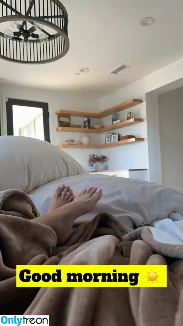 Evettexo nude photo #0009 (Evettexo)