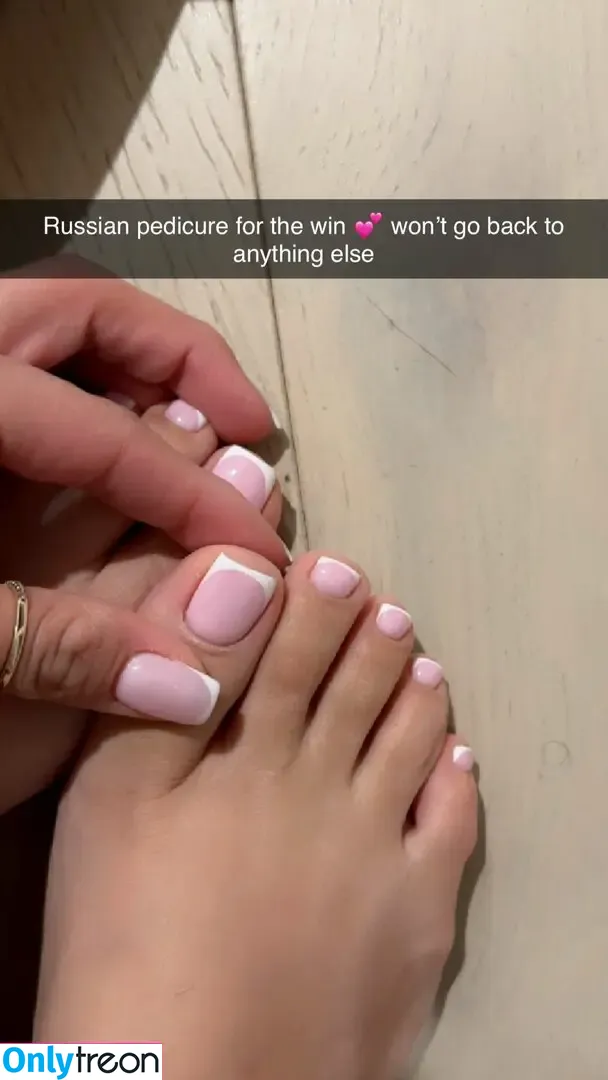 Evettexo nude photo #0010 (Evettexo)