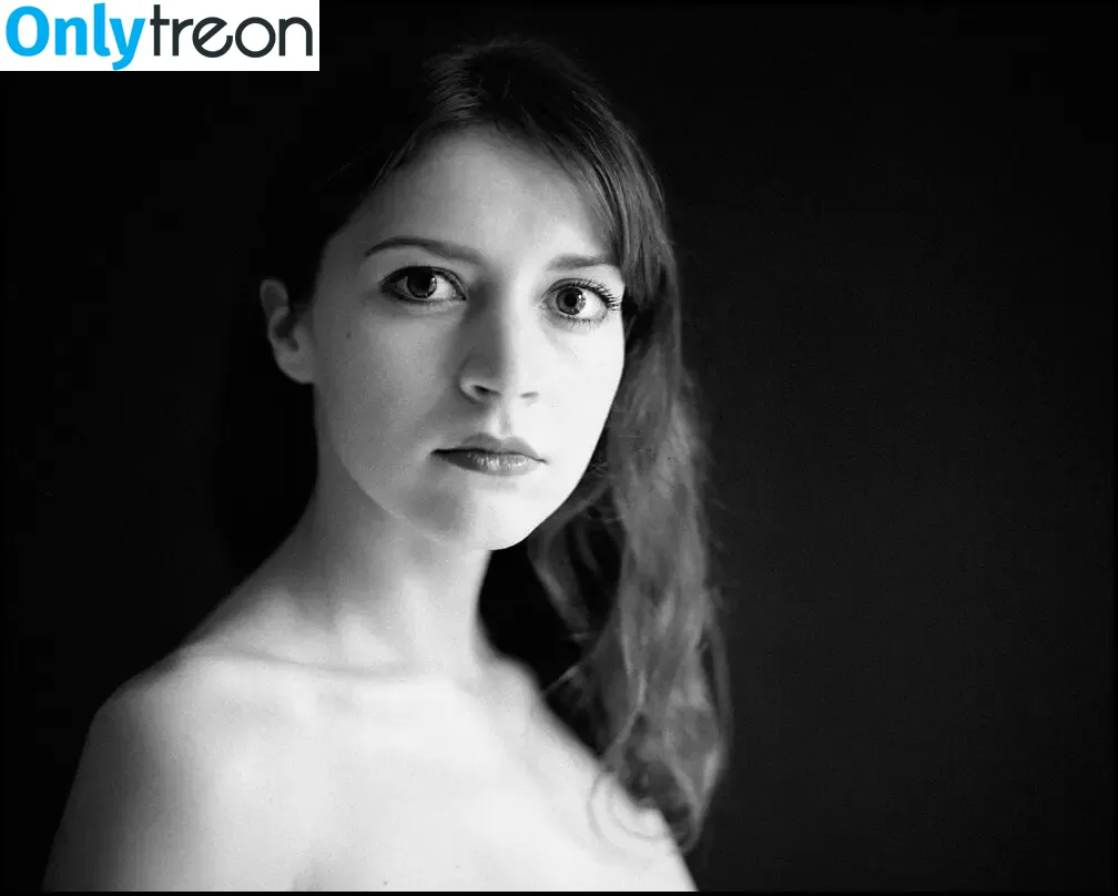 Evgenia Lichtner nude photo #0005 (evgenialichtner)