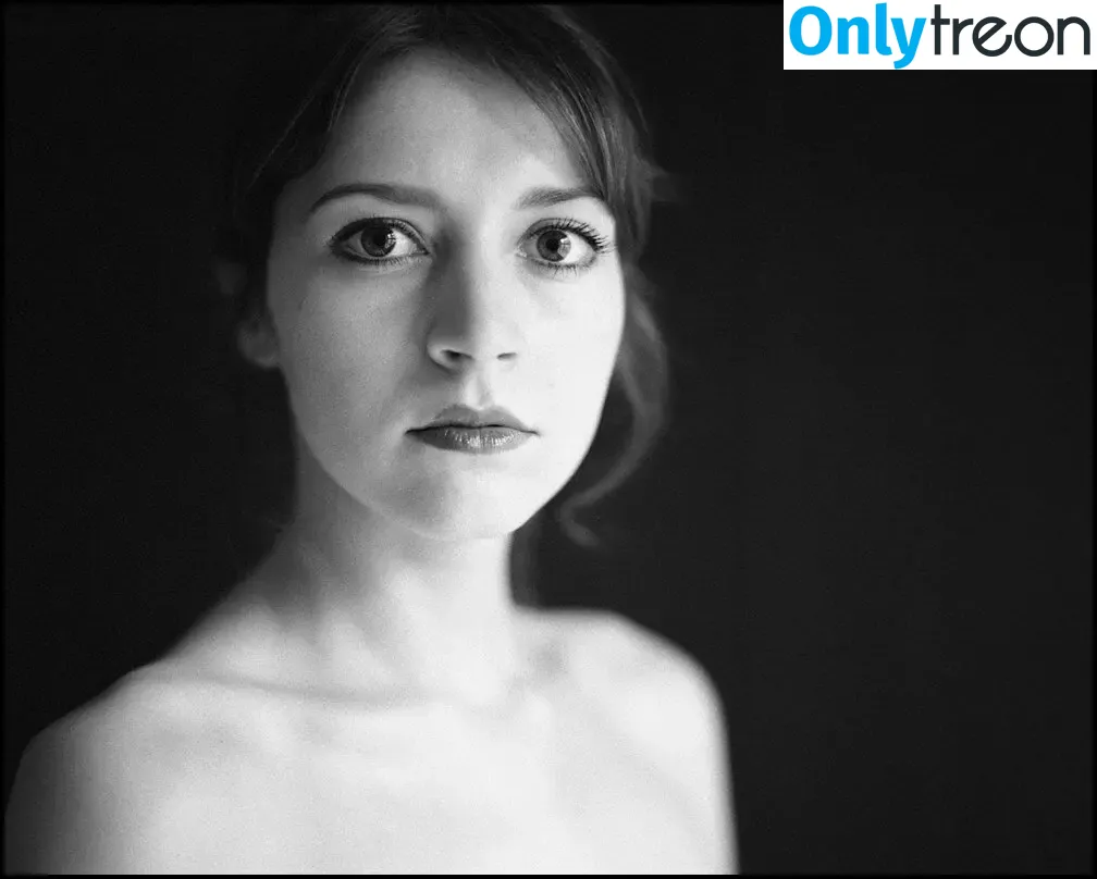 Evgenia Lichtner nude photo #0006 (evgenialichtner)