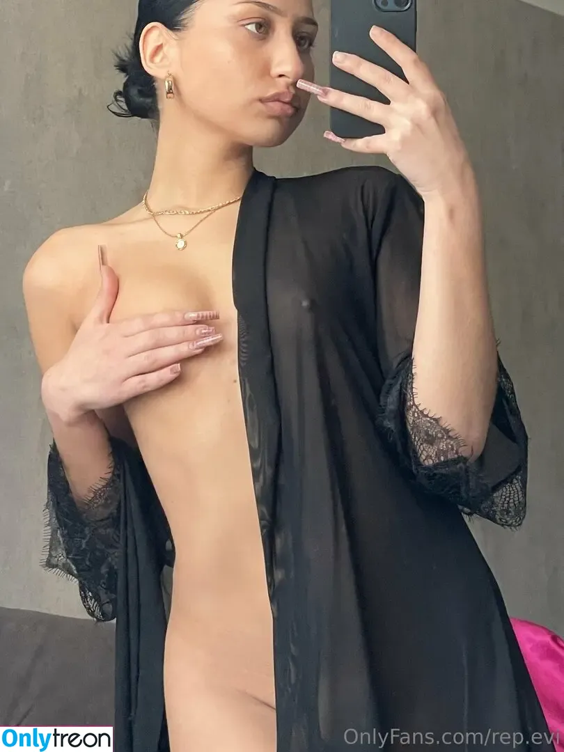 Evi.rep nude photo #0009 (rep.evi)