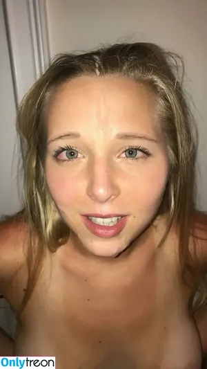 Evie Erikson + Ellie Erikson / evie.erikson / evieerikson nude photo #0061
