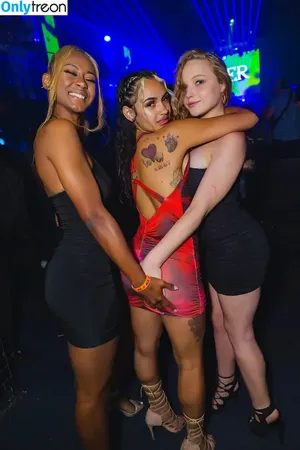 Evie Erikson + Ellie Erikson / evie.erikson / evieerikson nude photo #0064