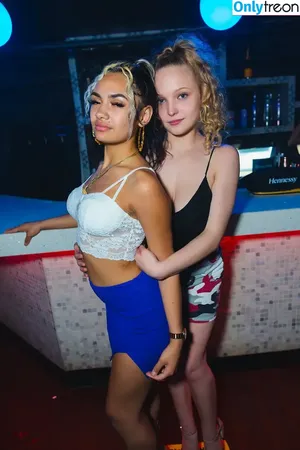 Evie Erikson + Ellie Erikson / evie.erikson / evieerikson nude photo #0082