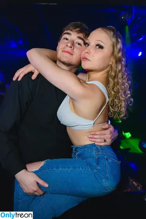 Evie Erikson + Ellie Erikson / evie.erikson / evieerikson nude photo #0118