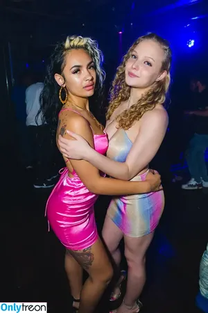 Evie Erikson + Ellie Erikson / evie.erikson / evieerikson nude photo #0139