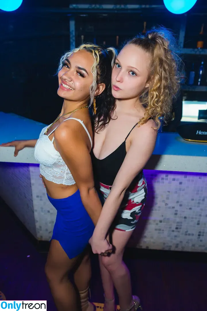 Evie Erikson + Ellie Erikson nude photo #0078 (evie.erikson / evieerikson)