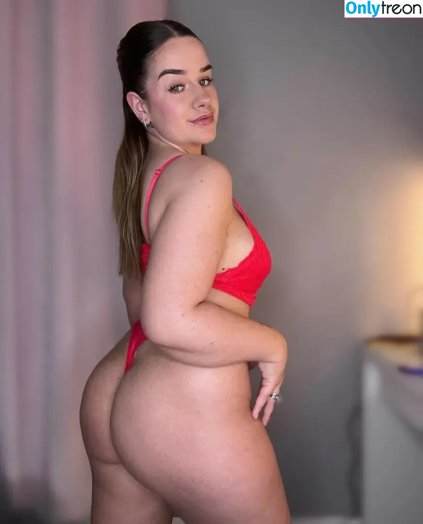 Evie Harper nude photo #0005 (evieharper / evieharper10)