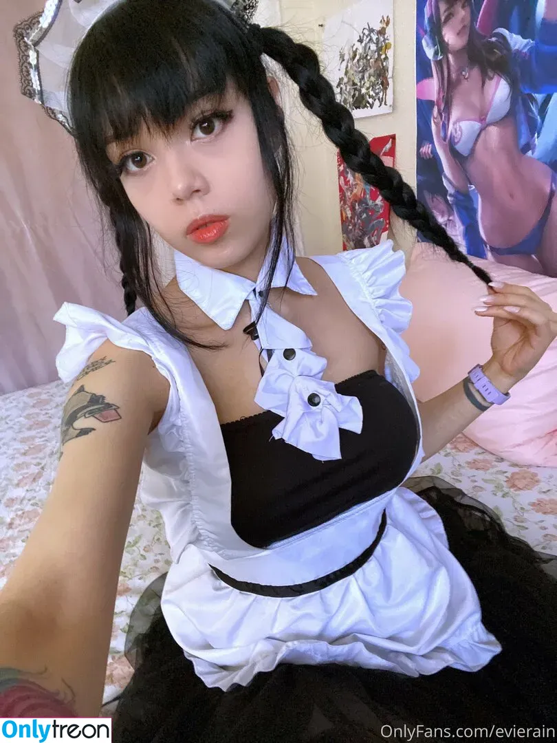evierain голая photo #0294 (korpsekitten)