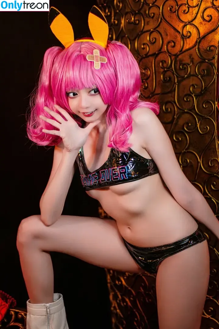 Evil Overlord Gabo nude photo #1149 (GaboVillain / eviloverlord_gabo)