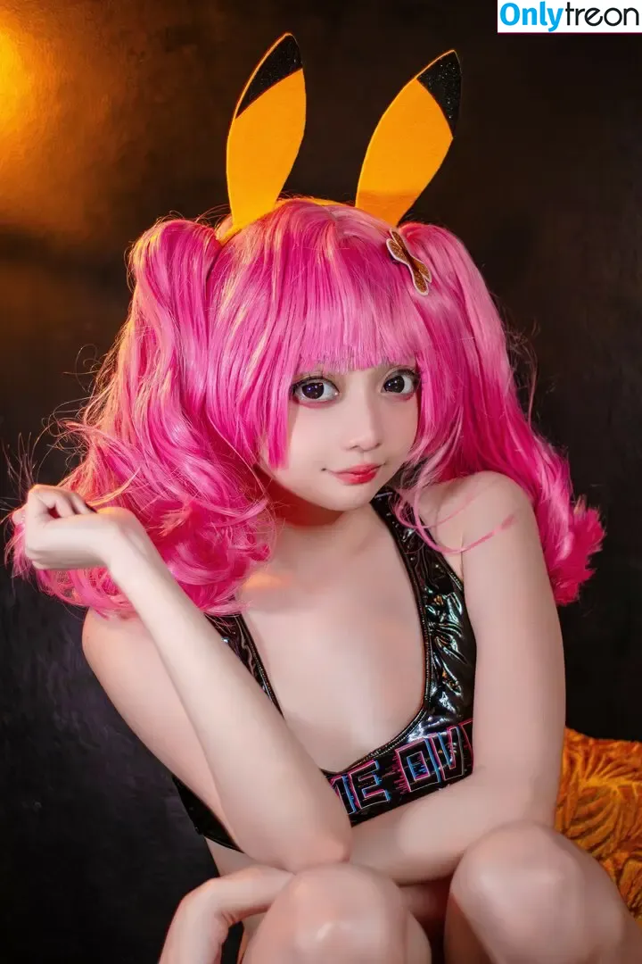 Evil Overlord Gabo nude photo #1150 (GaboVillain / eviloverlord_gabo)