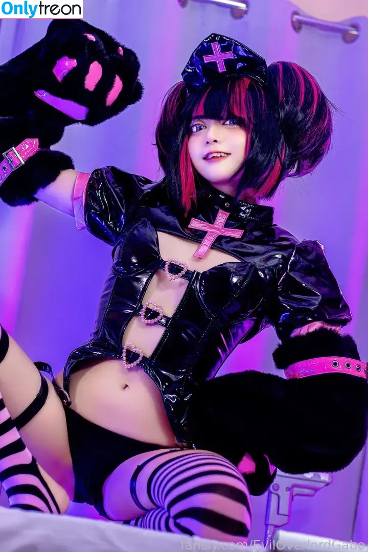 Evil Overlord Gabo nude photo #1685 (GaboVillain / eviloverlord_gabo)