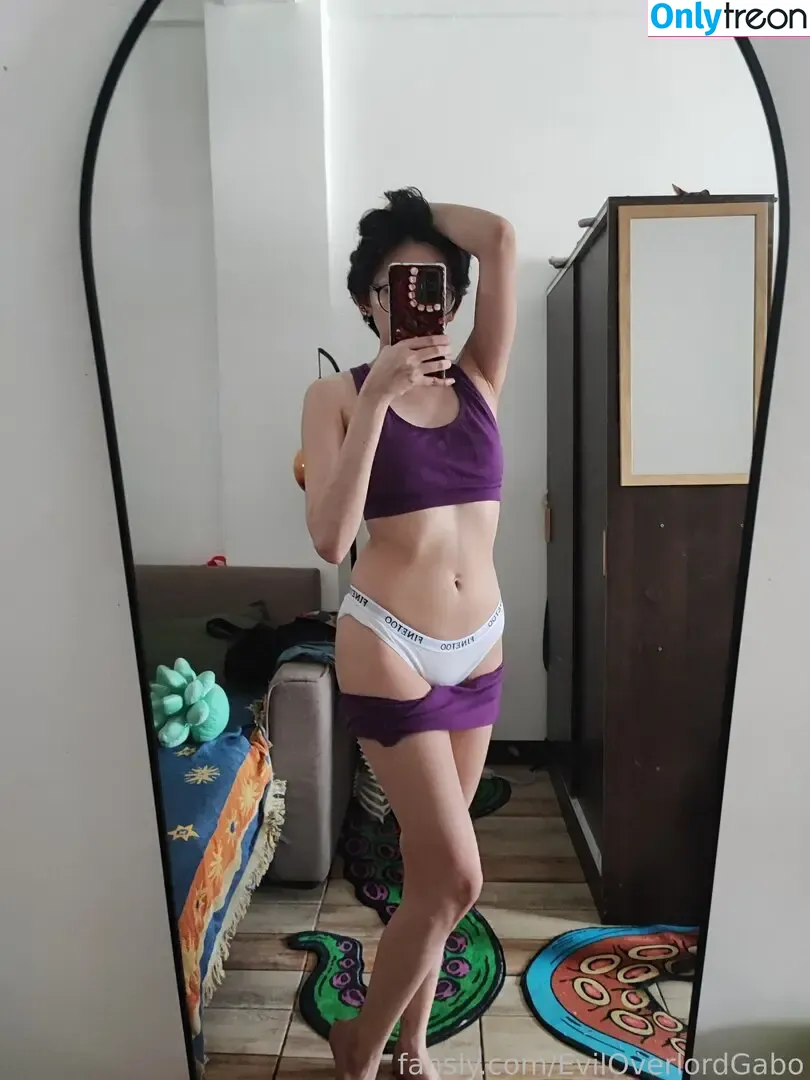Evil Overlord Gabo nude photo #1710 (GaboVillain / eviloverlord_gabo)