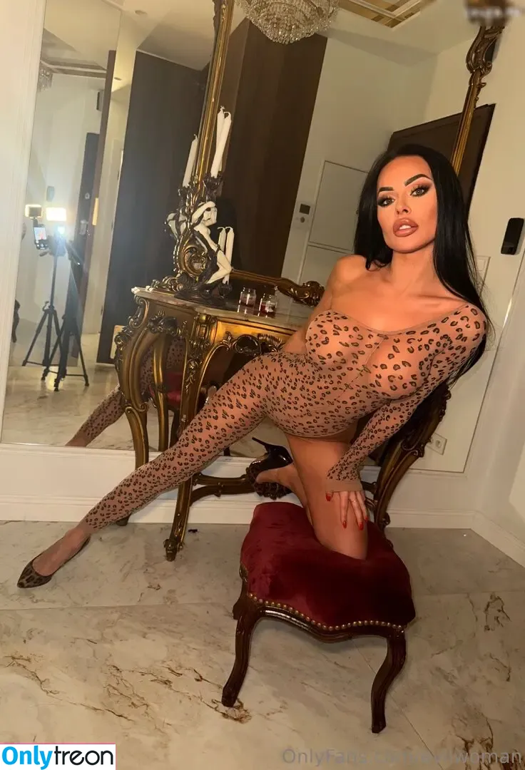 Evil Woman голая photo #0666 (Evil__Woman_ / Evilwoman / evilwomanqueen)