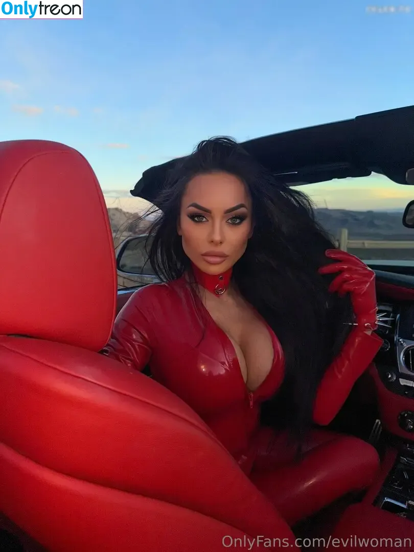 Evil Woman голая photo #0686 (Evil__Woman_ / Evilwoman / evilwomanqueen)