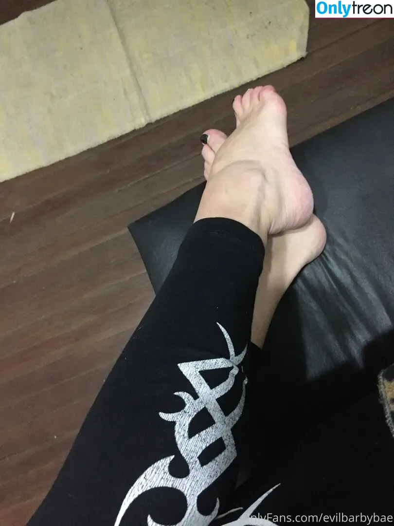 evilbarbybae nude photo #0050 (evilbarbybae)
