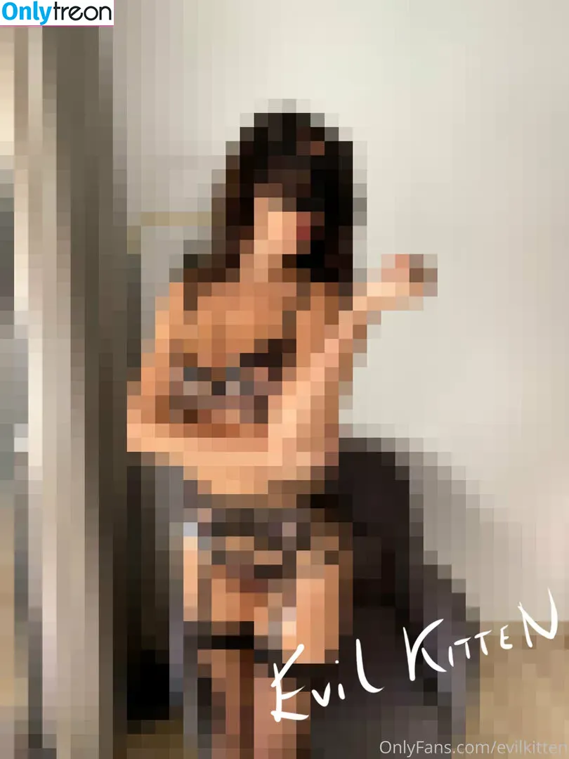 evilkitten nude photo #0015 (evilkitten)