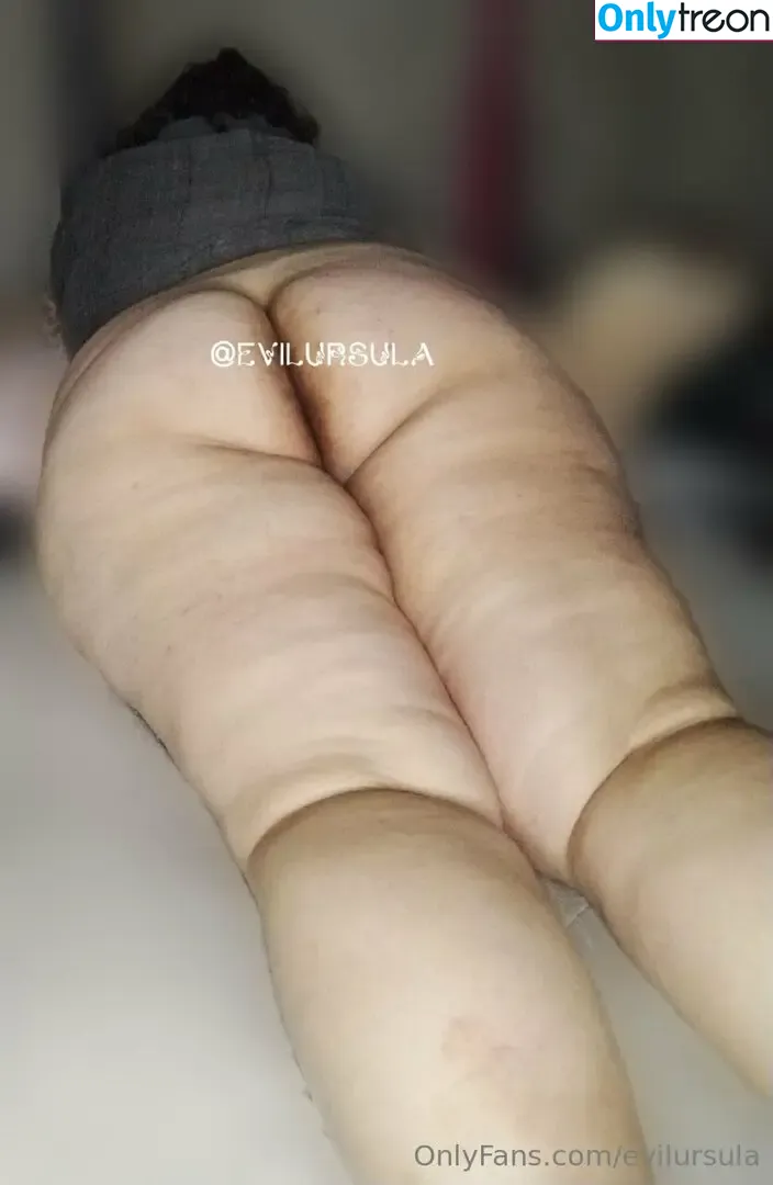 evilursula nude photo #0018 (evilursula)